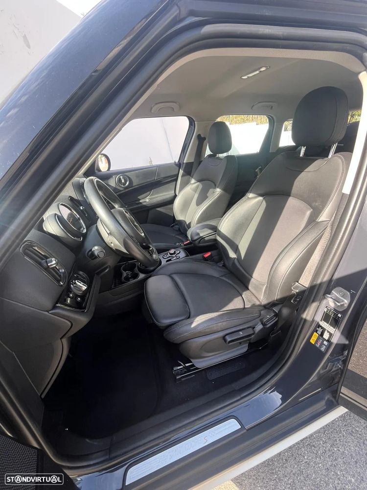 MINI Countryman Cooper SE ALL4 Auto - 7