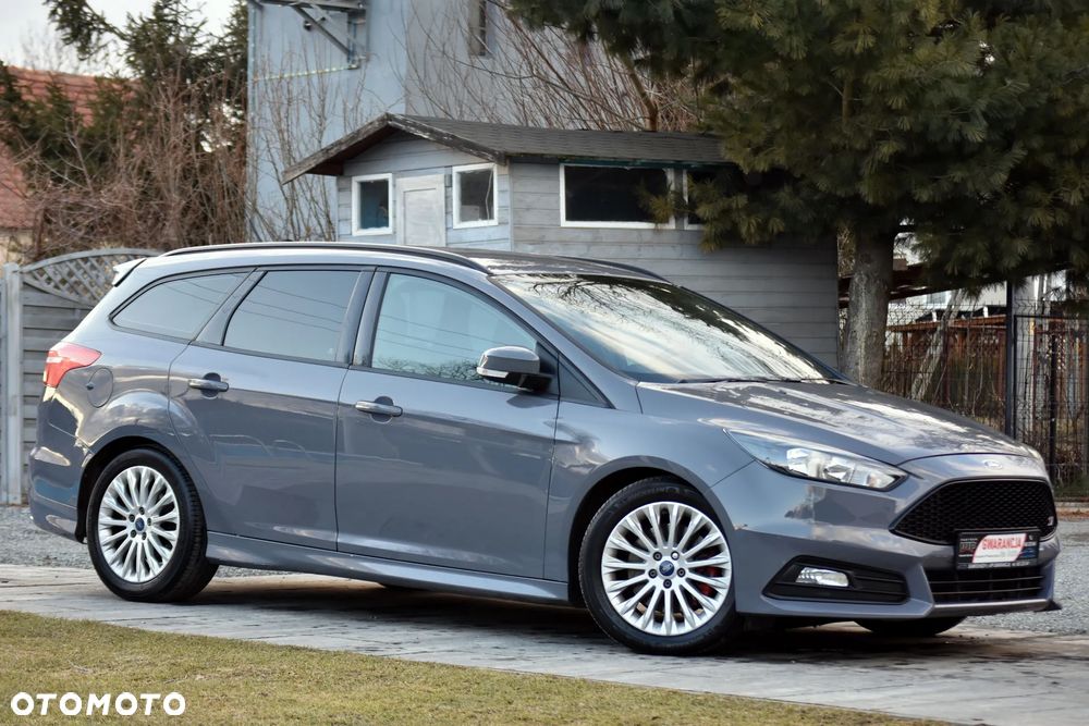 Ford Focus 2.0 TDCi ST - 11