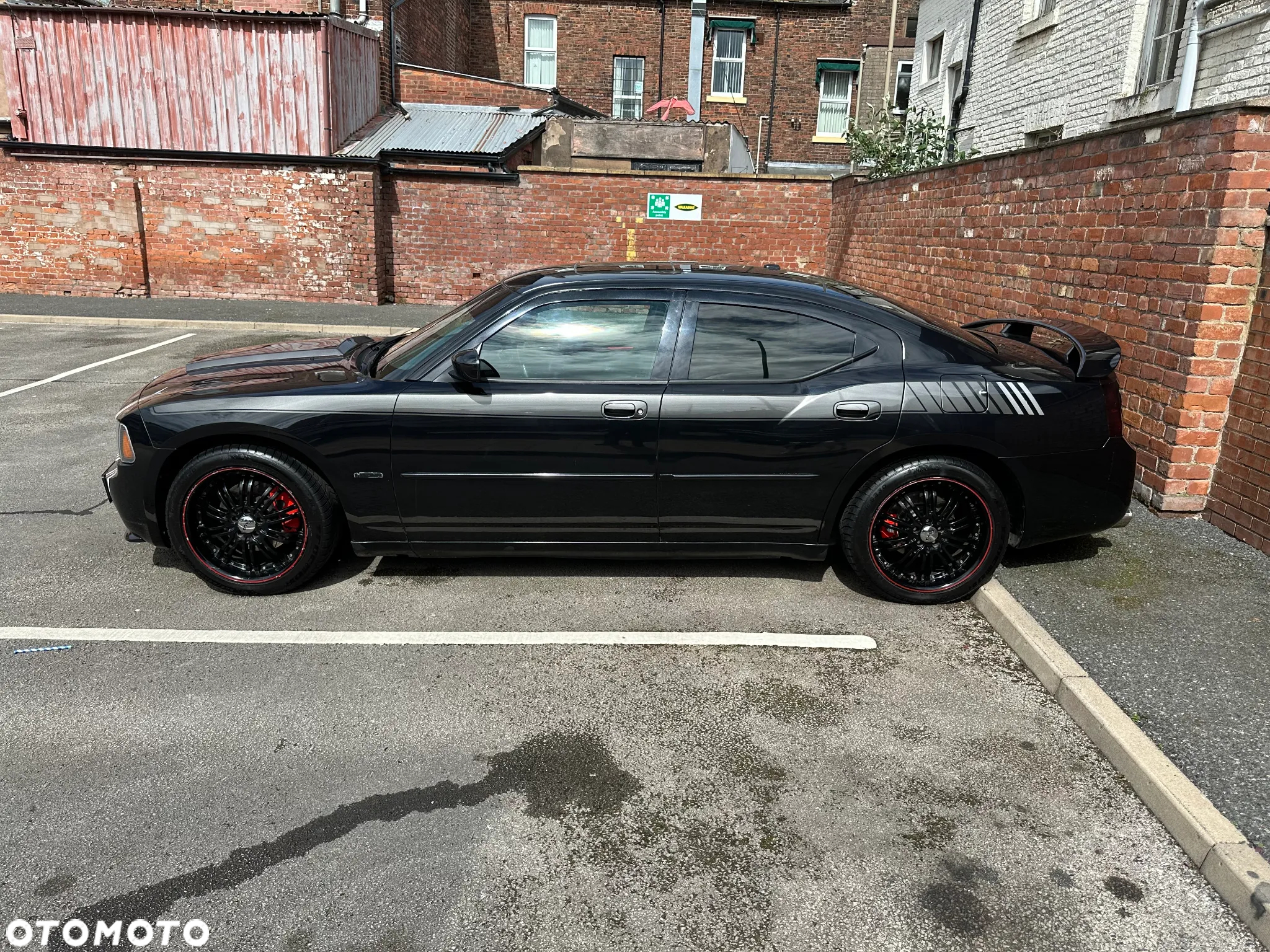 Dodge Charger 5.7 V8 RT - 10