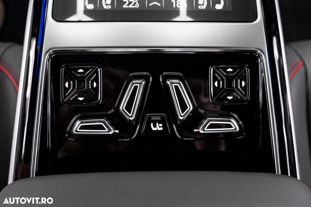 Audi S8 PI quattro Tiptronic MHEV - 17