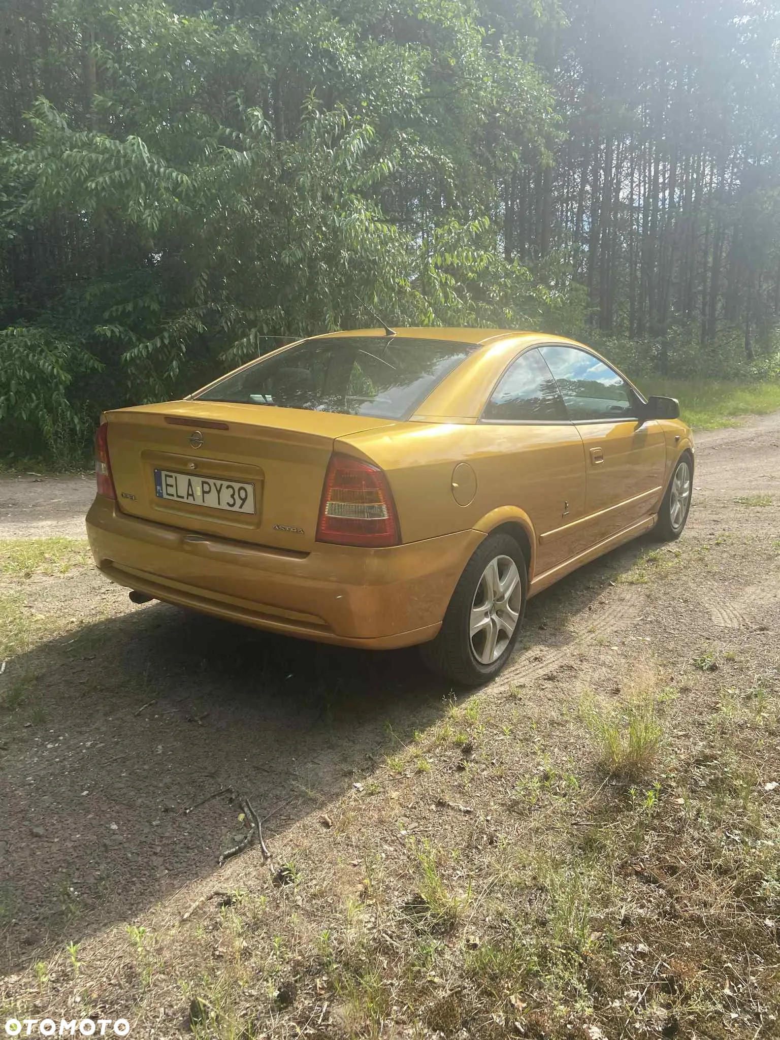 Opel Astra 1.8 16V Coupe - 4