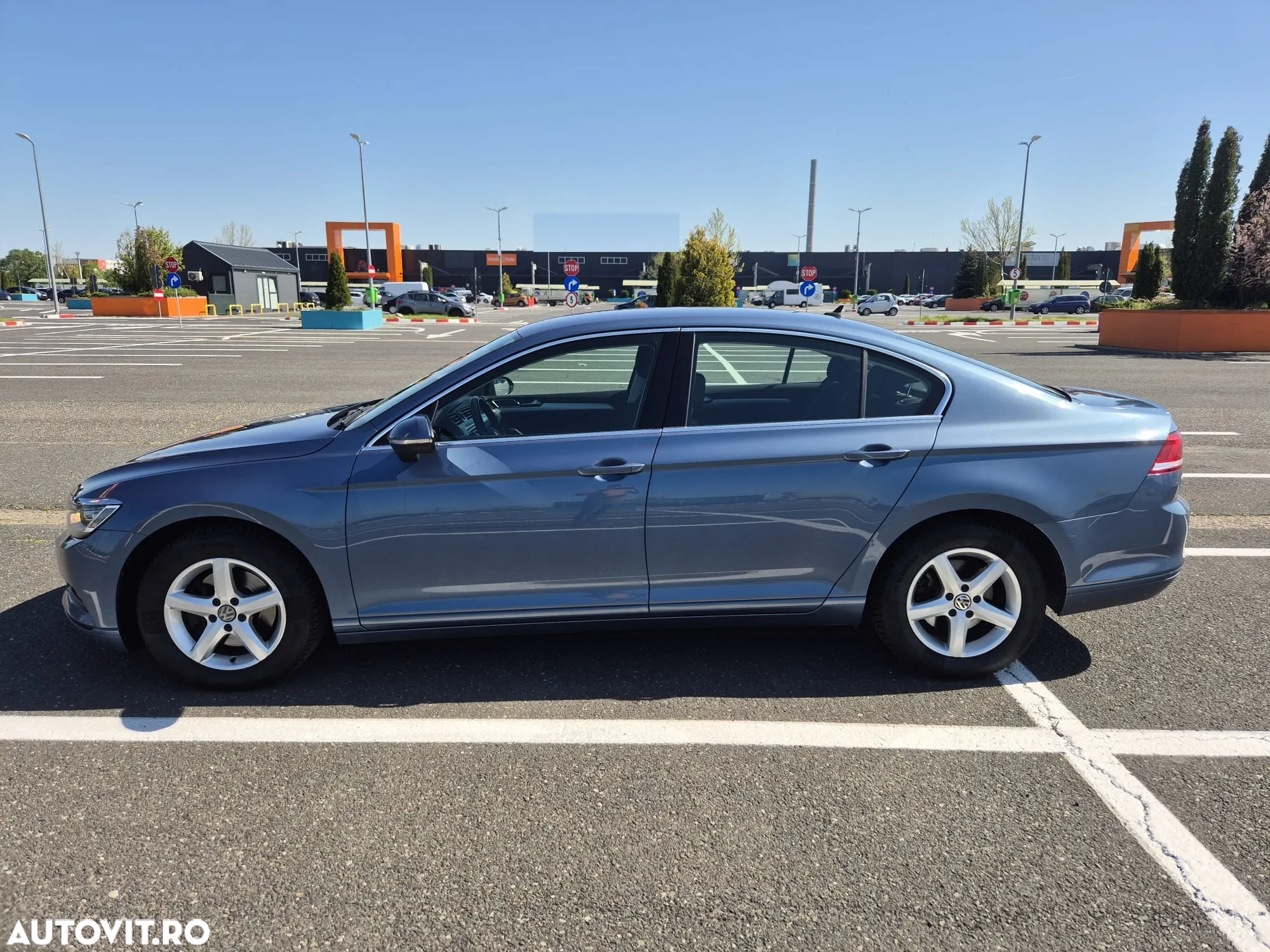 Volkswagen Passat 1.6 TDI (BlueMotion Technology) Comfortline - 2