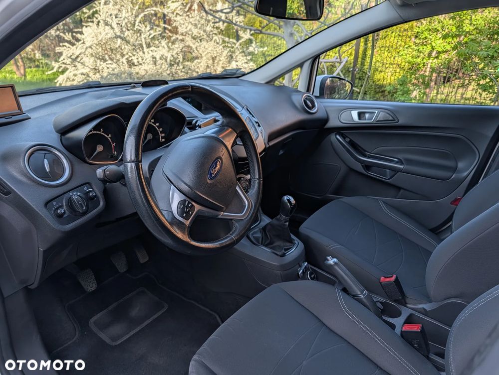 Ford Fiesta 1.25 Titanium - 10