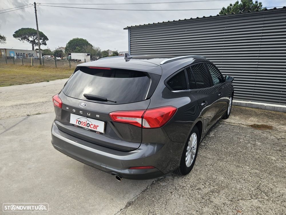 Ford Focus SW 1.0 EcoBoost Titanium - 11