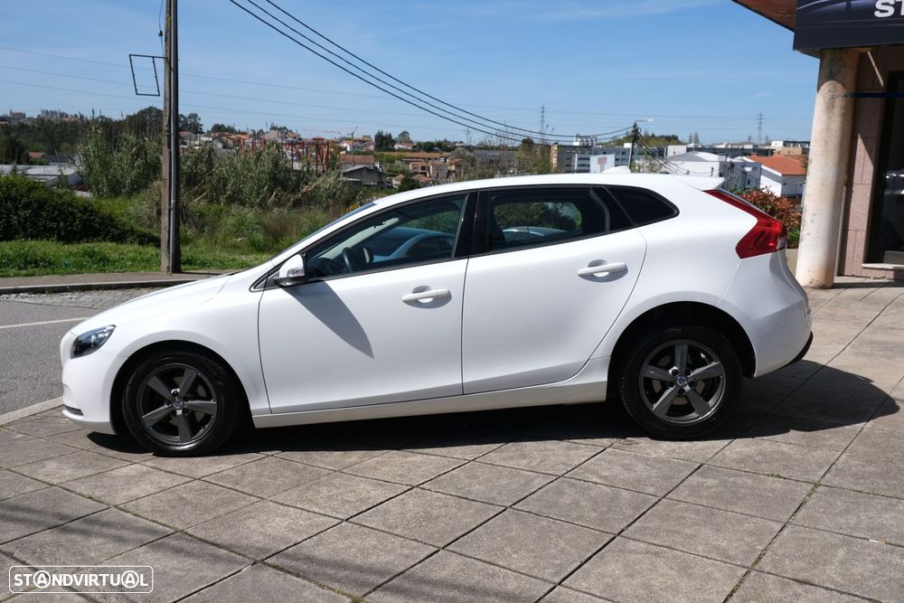 Volvo V40 2.0 D2 Momentum - 9
