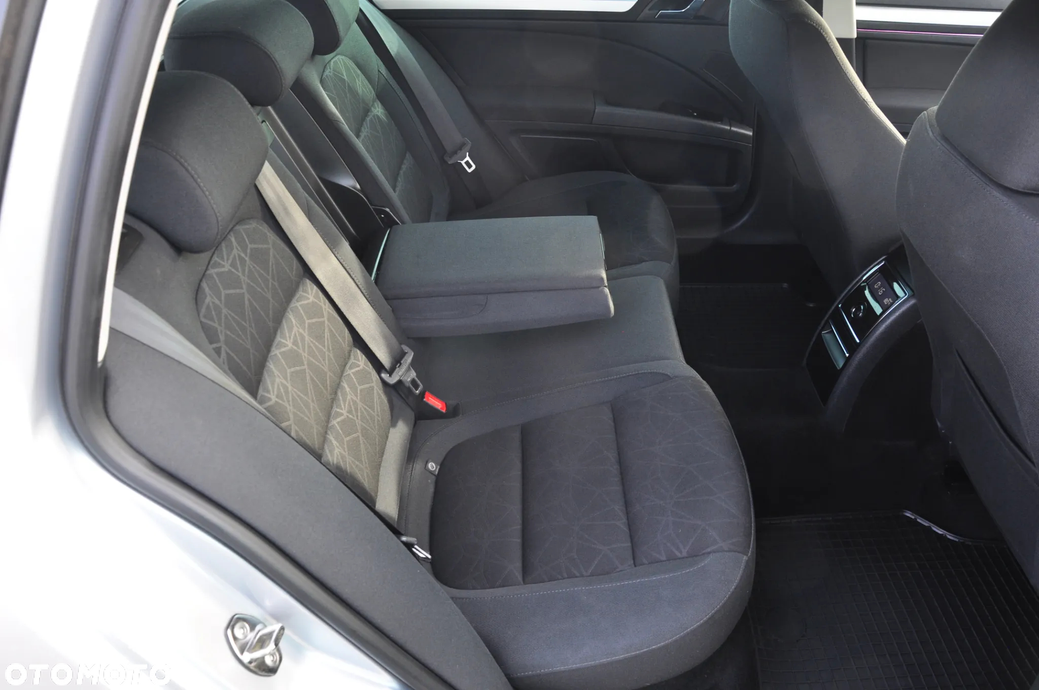 Skoda Superb Combi 1.4 TSI Elegance - 18