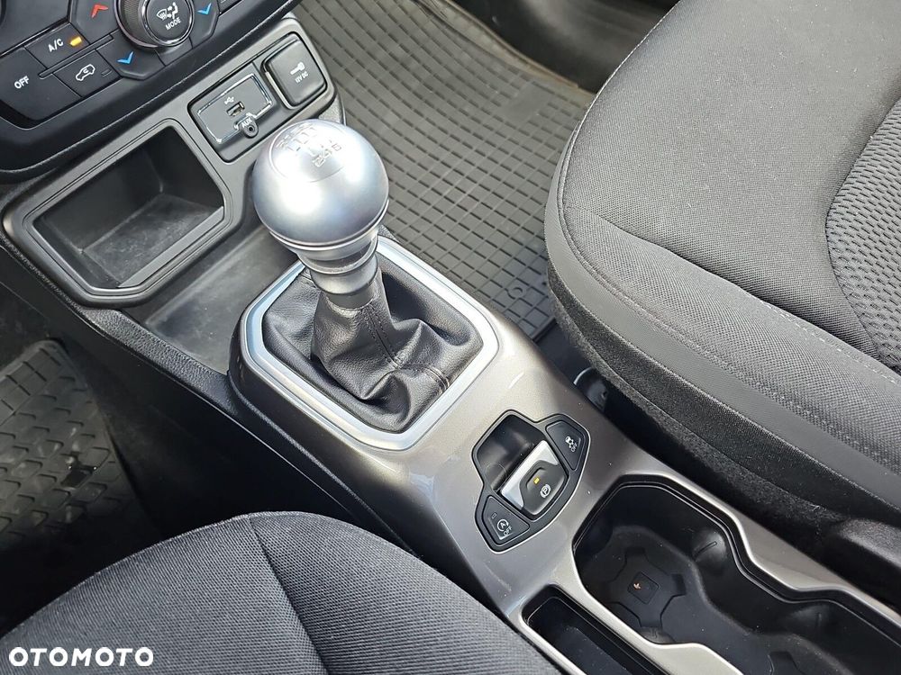 Jeep Renegade 1.0 GSE T3 Turbo Limited FWD S&S - 25