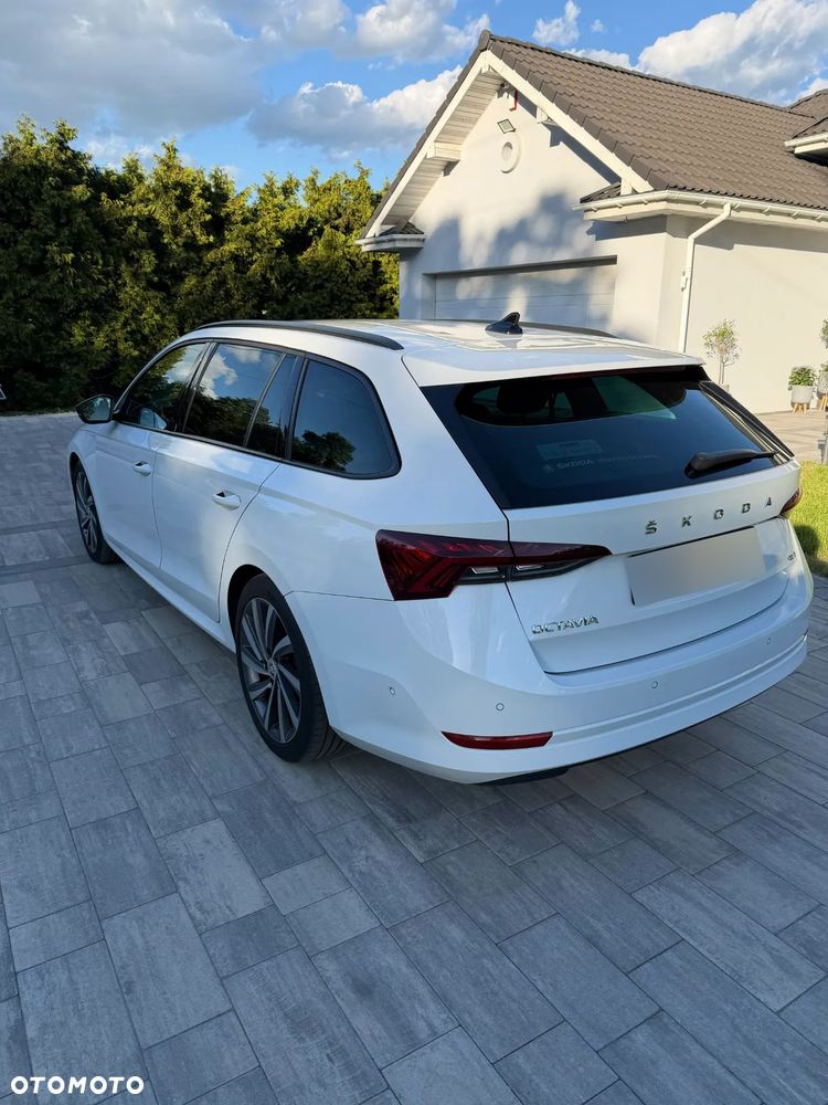 Skoda Octavia 2.0 TDI 4x4 Style DSG - 4