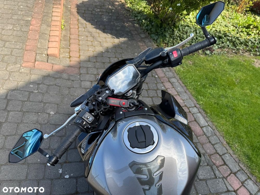 Kawasaki Z 900 - 10