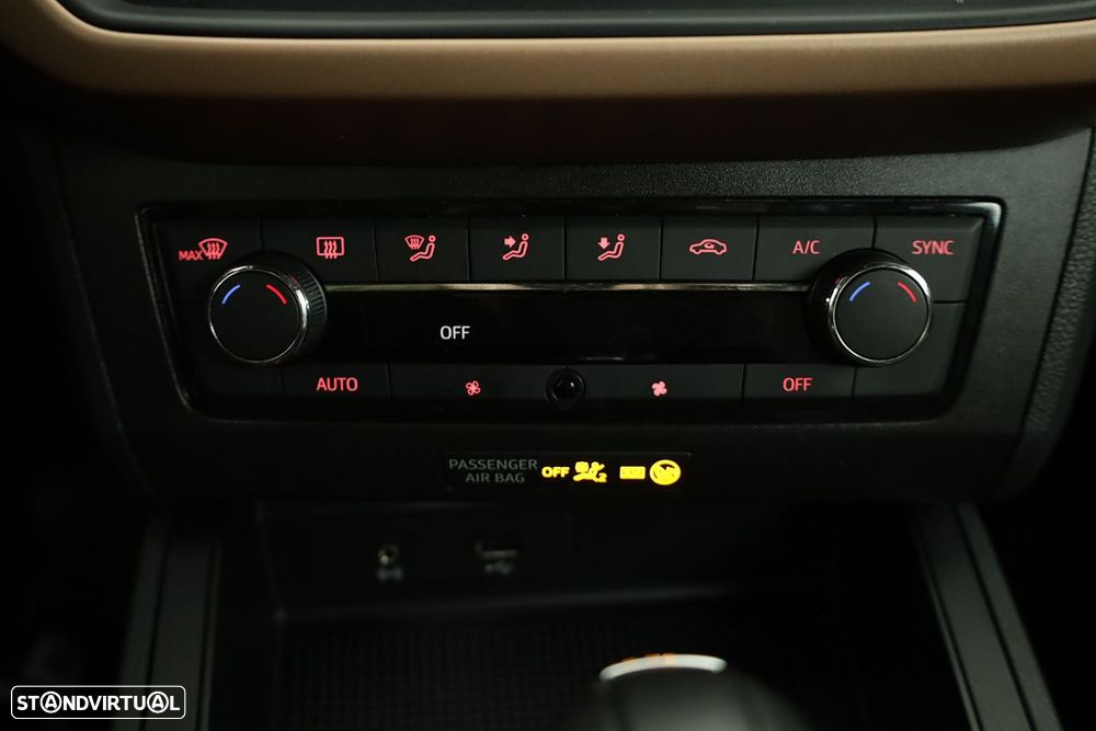 SEAT Ibiza 1.0 TSI Xcellence DSG - 11