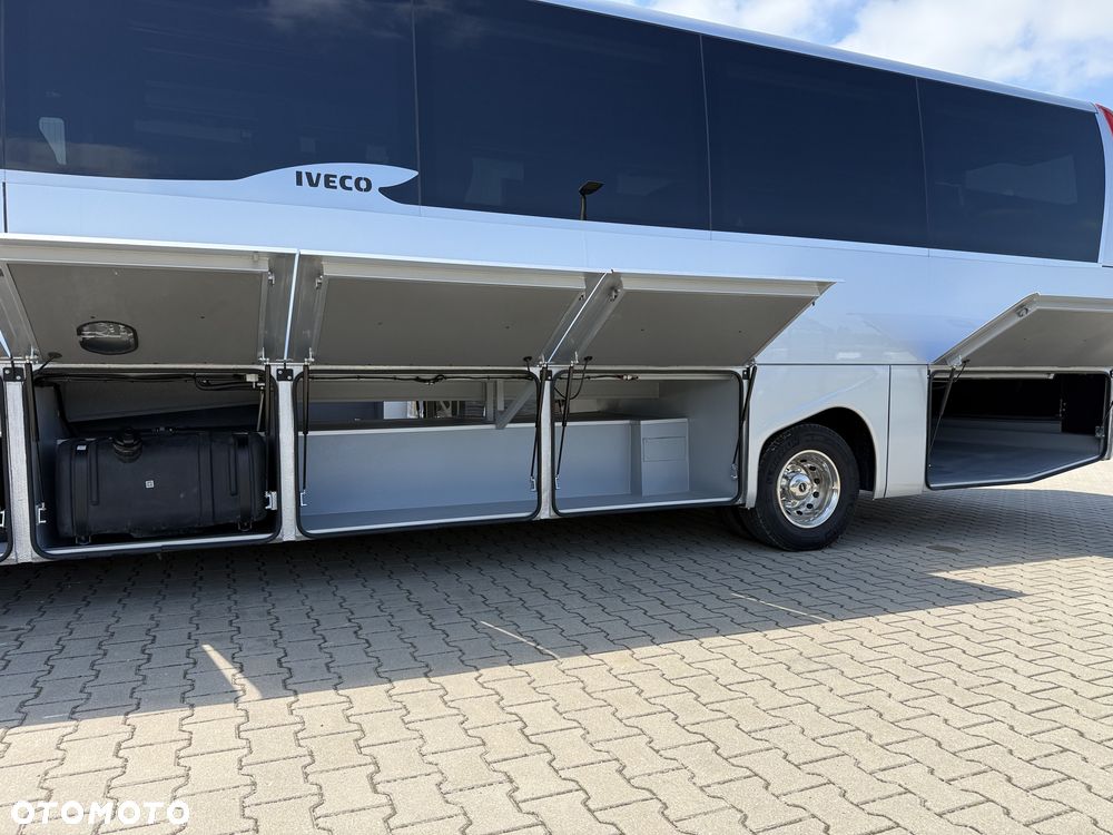 Iveco Daily 70C21 Tourism Revolution ERENER 33+1+1 miejsc - 12