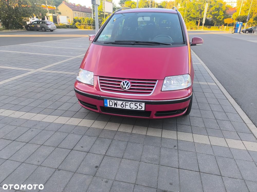 Volkswagen Sharan 1.8T Highline Tiptr - 2