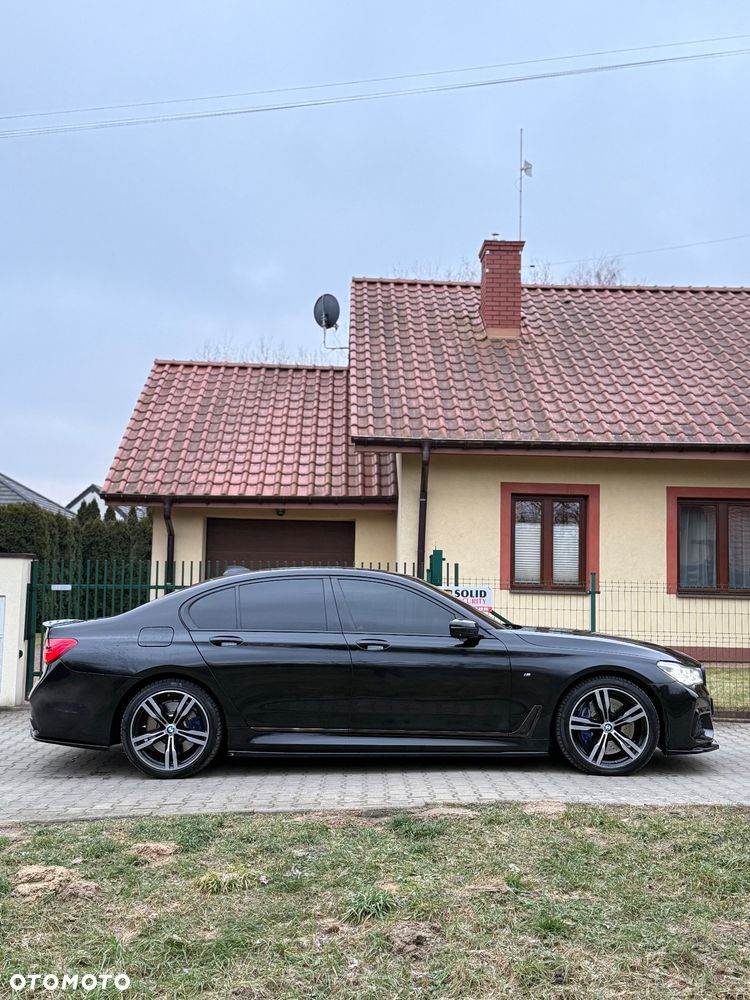 BMW Seria 7 740d xDrive - 23