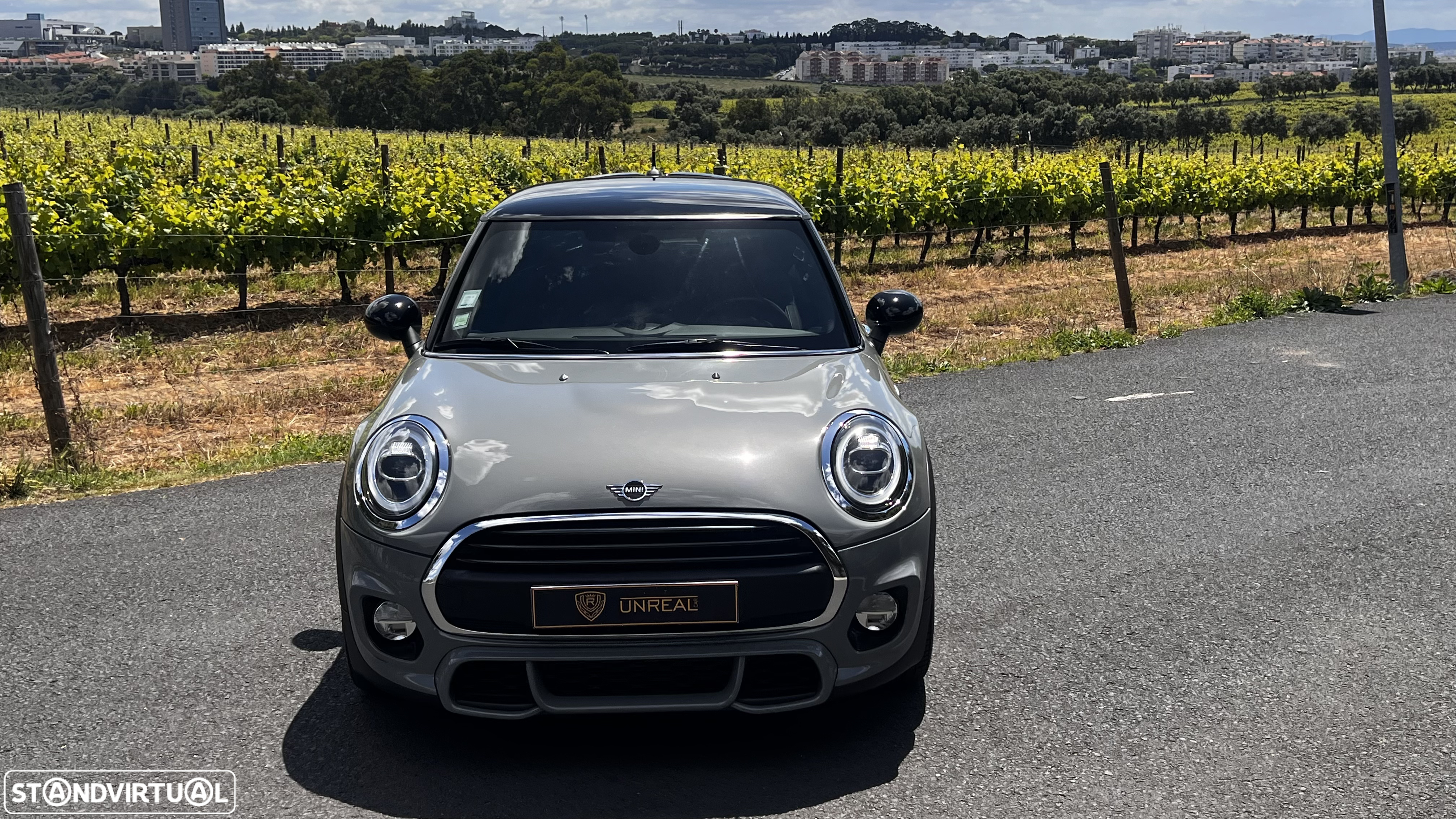 MINI 3 Portas One D - 19