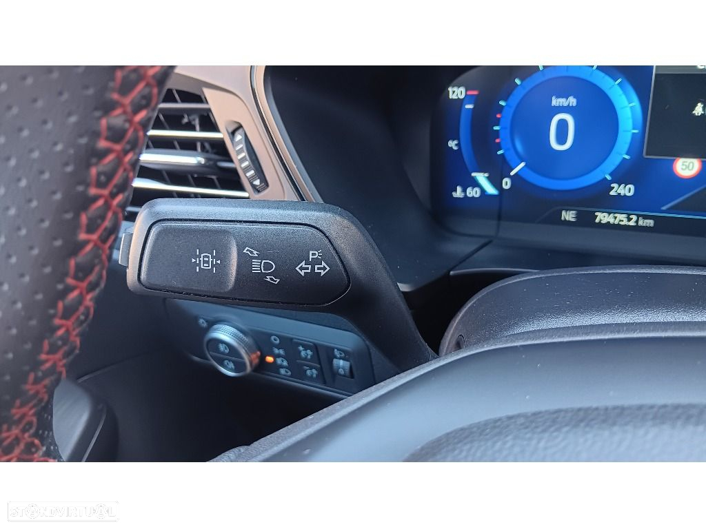 Ford Kuga 1.5 EcoBoost ST-Line - 12