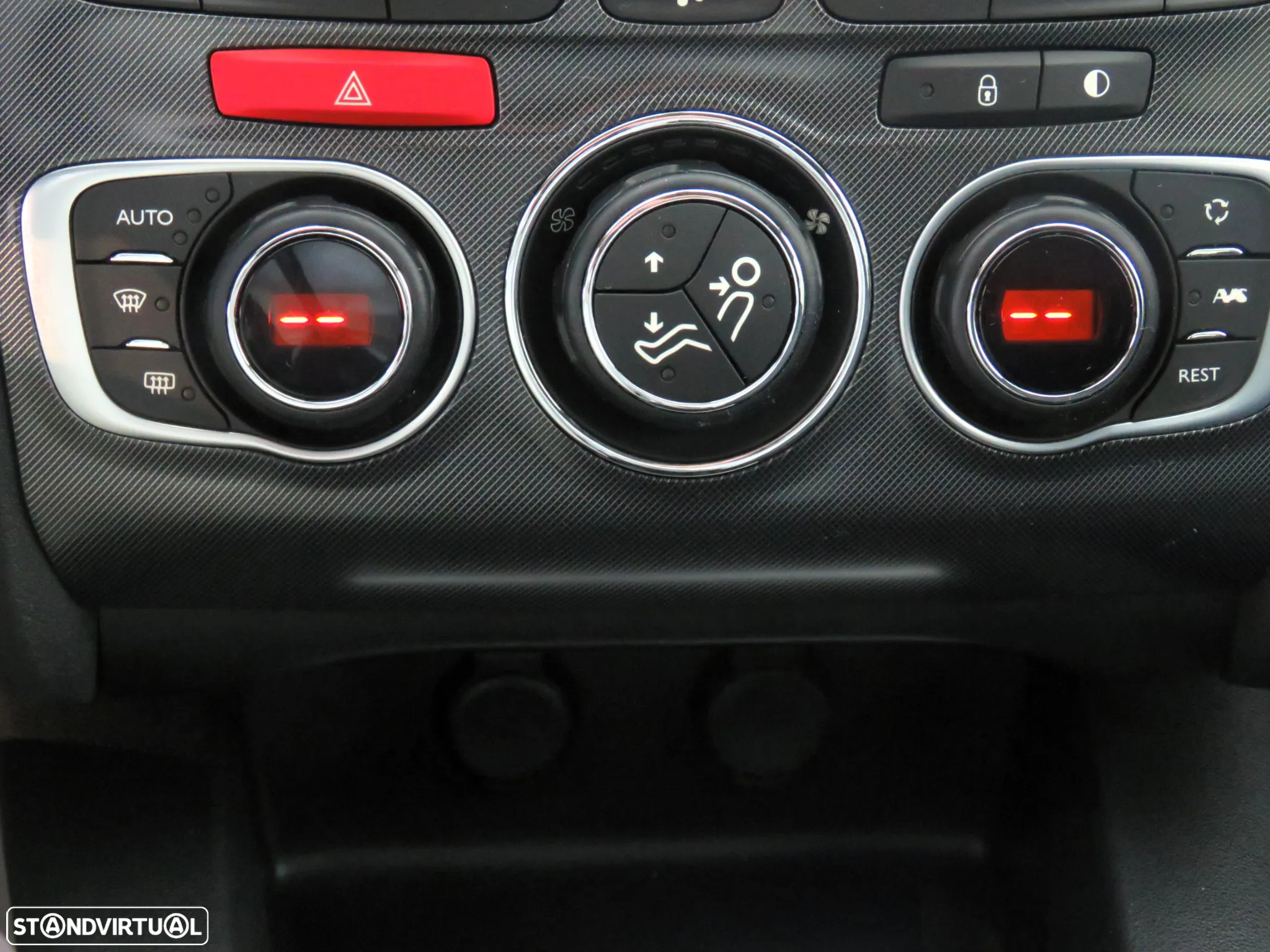 Citroën C4 1.6 HDi Attraction - 10