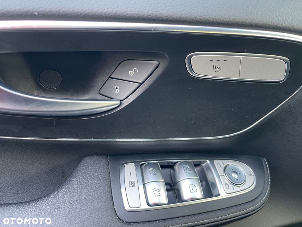 Mercedes-Benz Klasa V 300 d Avantgarde 9G-Tronic (ekstra d³) - 17