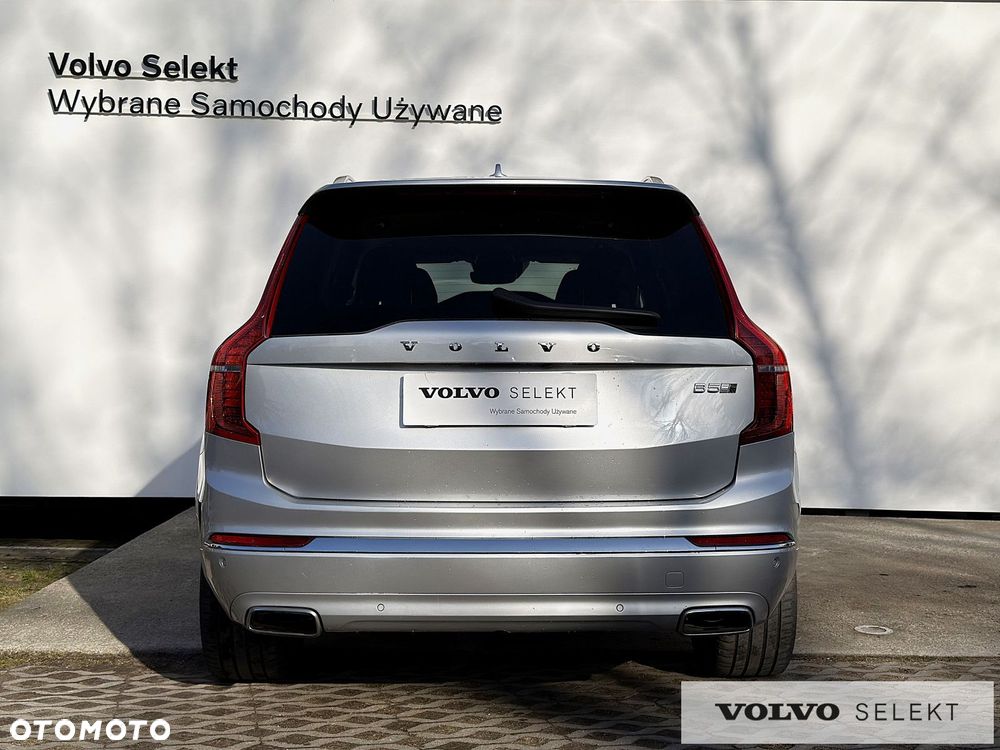 Volvo XC 90 - 8