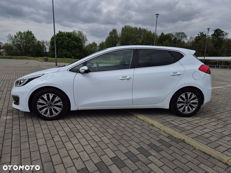 Kia Ceed 1.6 CRDi L - 6