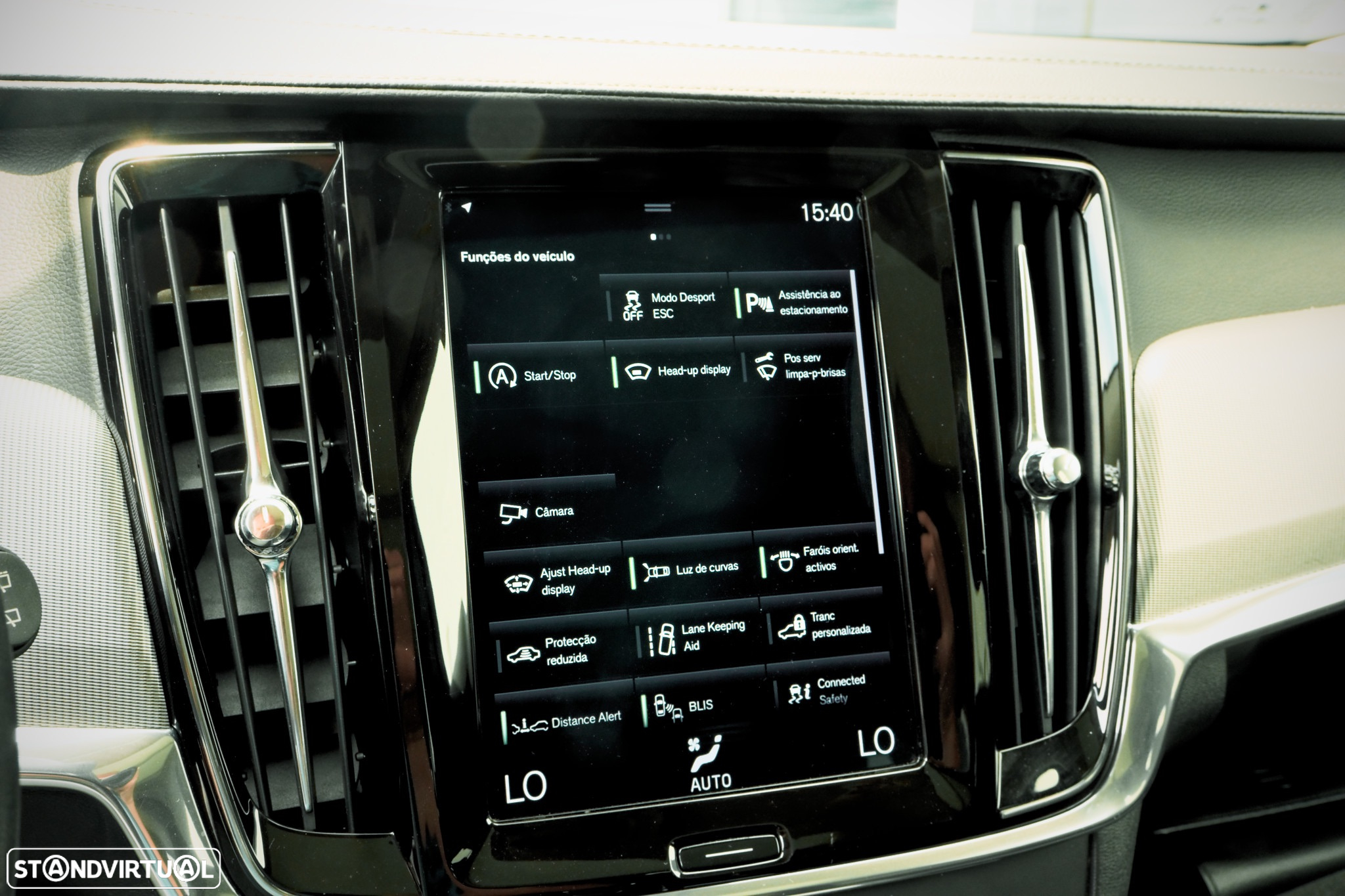Volvo V90 Cross Country 2.0 D5 Pro AWD Geartronic - 28