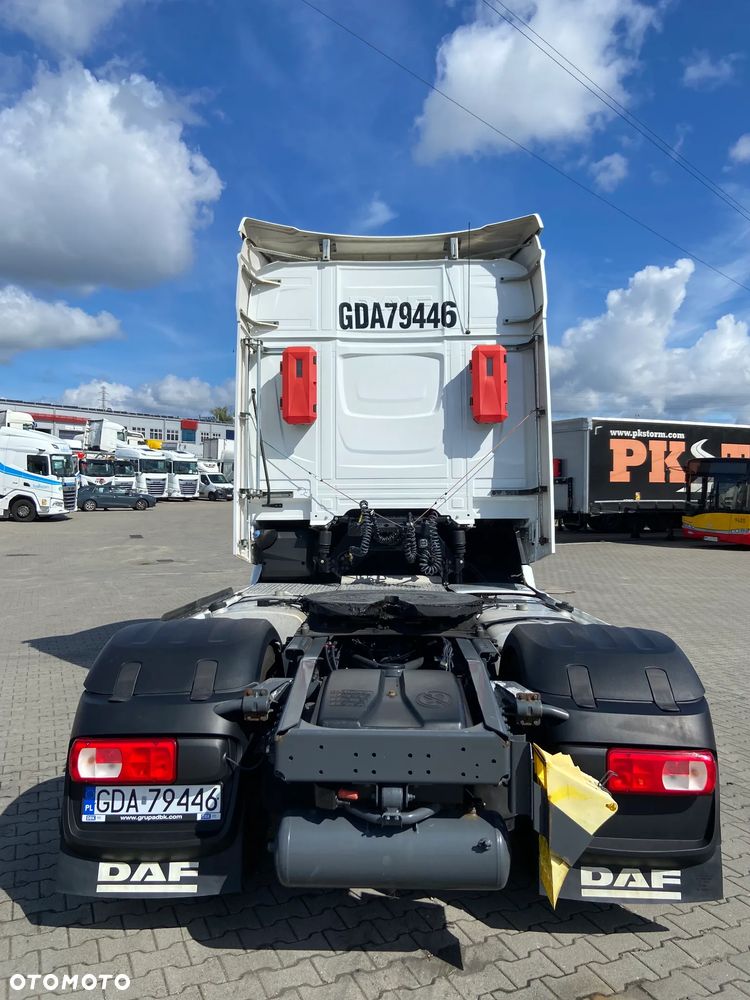 DAF XG - 7