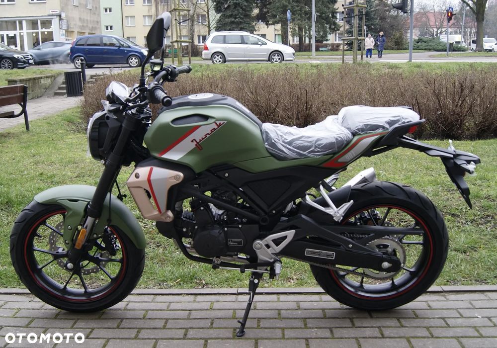 Junak 907 - 1