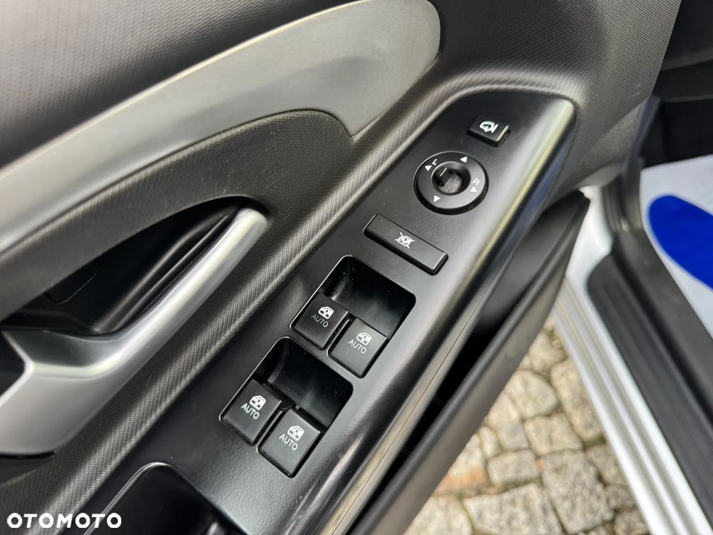 Kia Ceed 1.6 CVVT SW Dream-Team Edition - 26