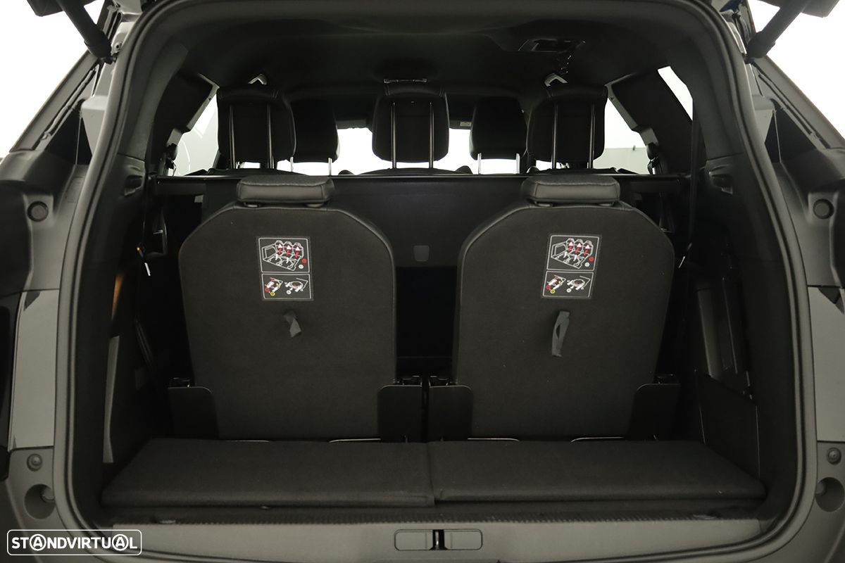 Peugeot 5008 1.2 PureTech Allure Pack EAT8 - 26
