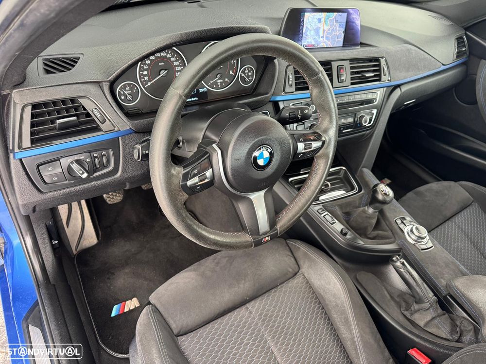 BMW 318 d Pack M - 5