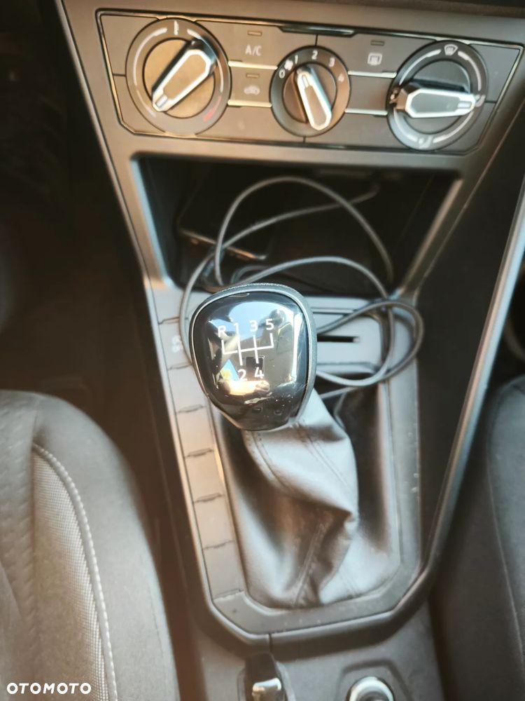 Volkswagen Polo 1.0 TSI Life - 25