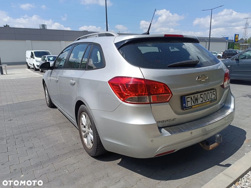 Chevrolet Cruze 1.7 D LT+ - 4
