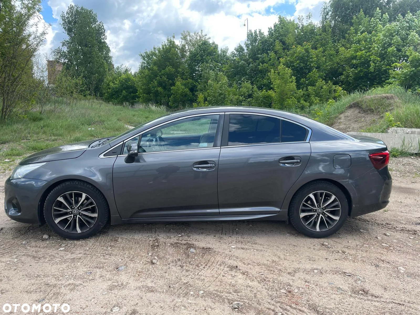 Toyota Avensis - 3