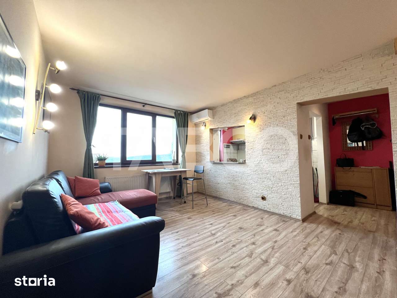 Living area of Apartament 2 bedroom in Aleea Azuga
