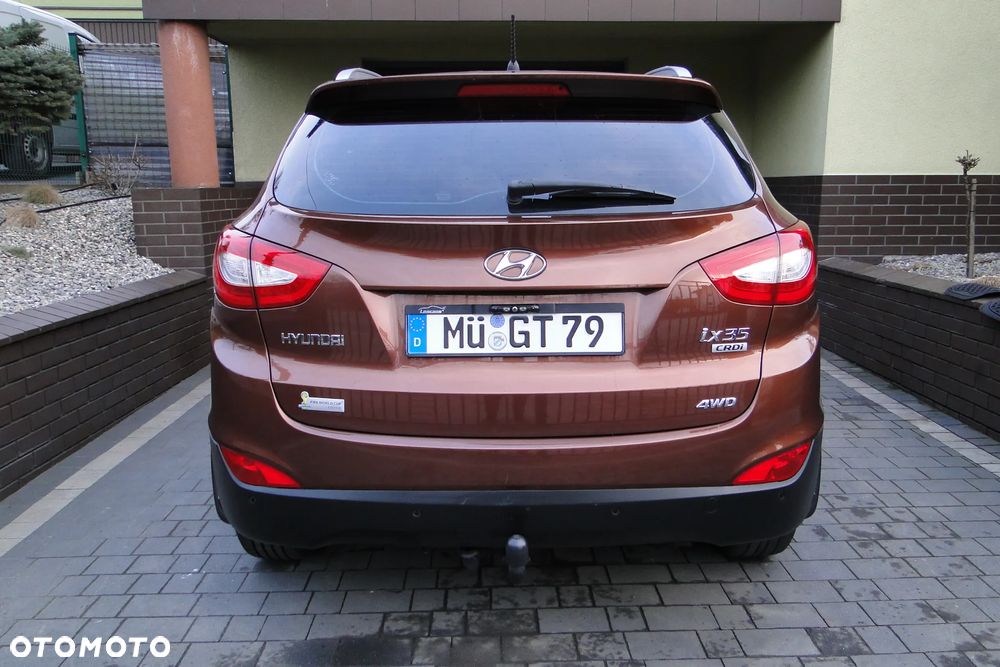 Hyundai ix35 2.0 CRDi 4WD Fifa World Cup Gold Edition - 6