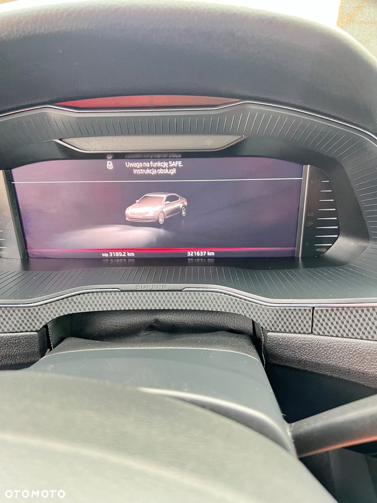 Skoda Superb - 19