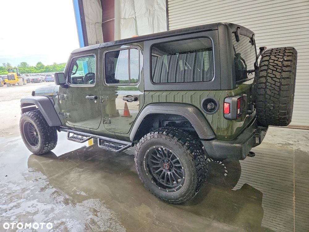 Jeep Wrangler 3.6 Unlim X - 3