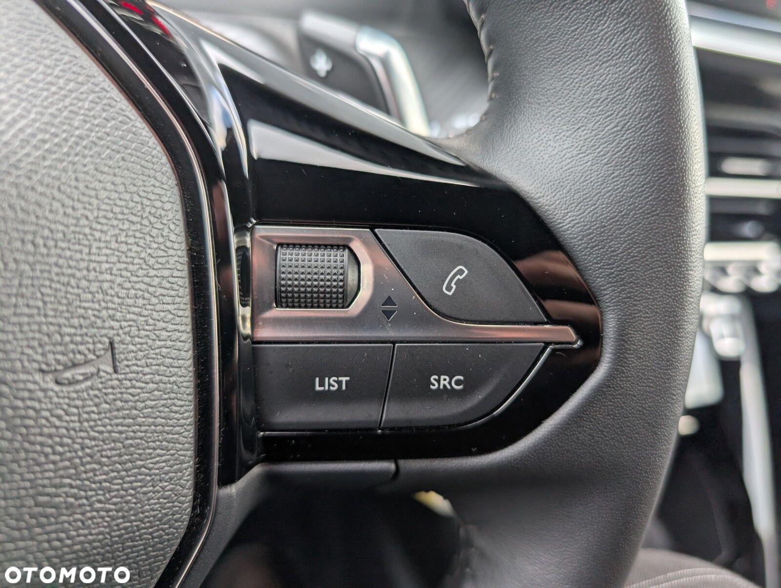 Peugeot 2008 - 19