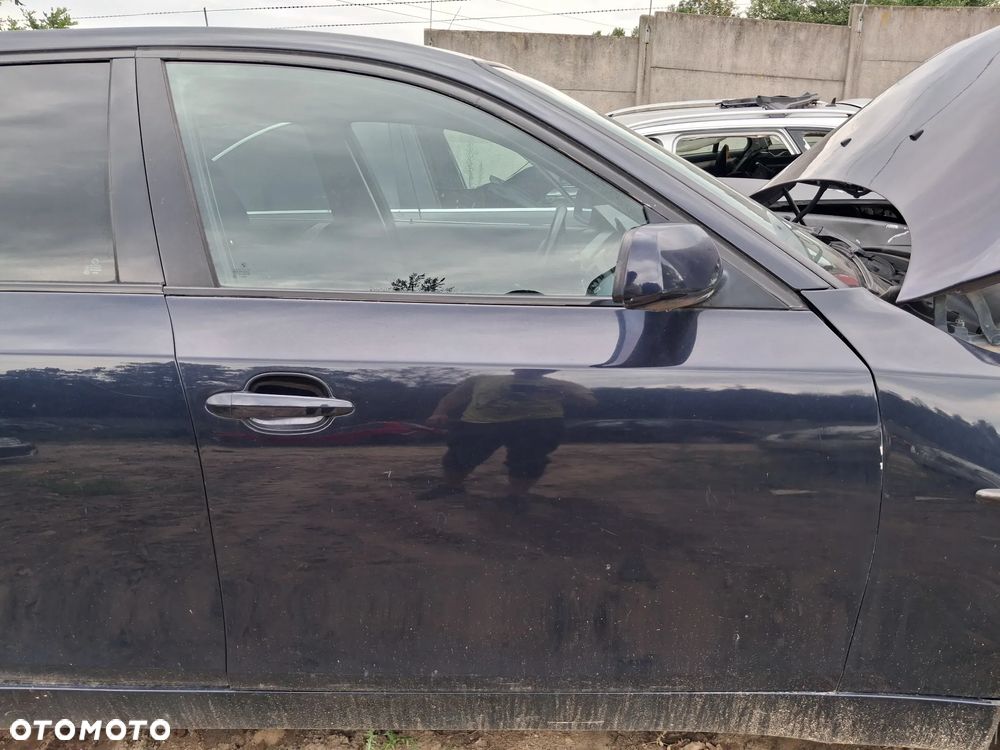 BMW E60 DRZWI PRAWY PRZOD PRZEDNI ORIENTBLAU METALIC 317 - 1