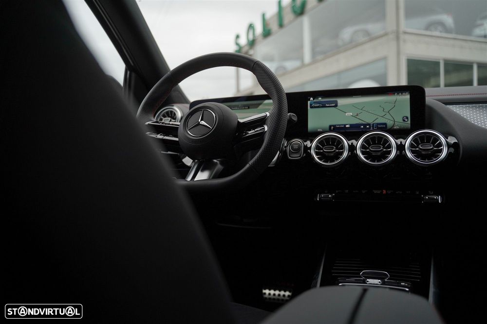 Mercedes-Benz EQA 250+ AMG Line - 18