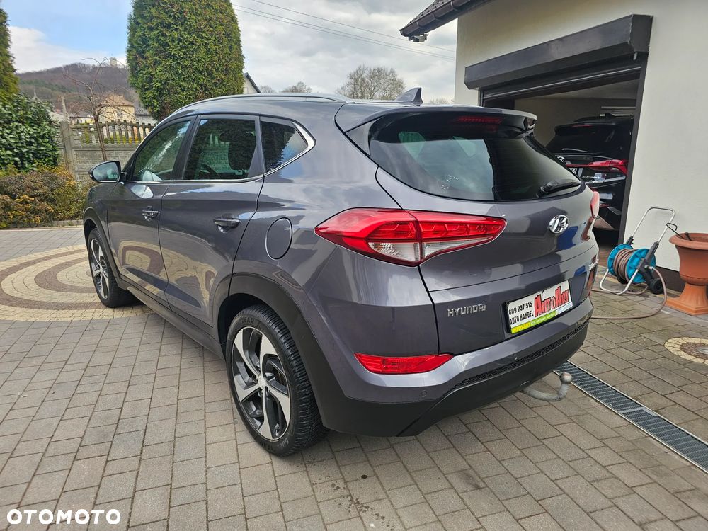 Hyundai Tucson blue 1.7 CRDi 2WD Advantage - 10