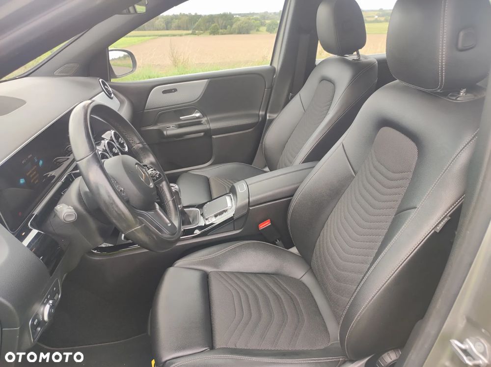 Mercedes-Benz Klasa B 180 - 10