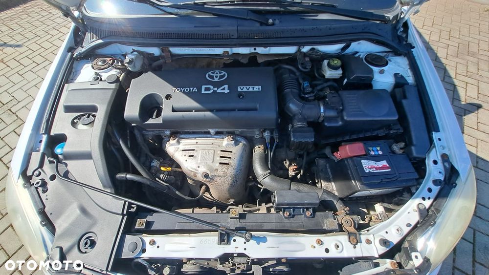 Toyota Avensis 2.4 VVT-i Prestige - 19