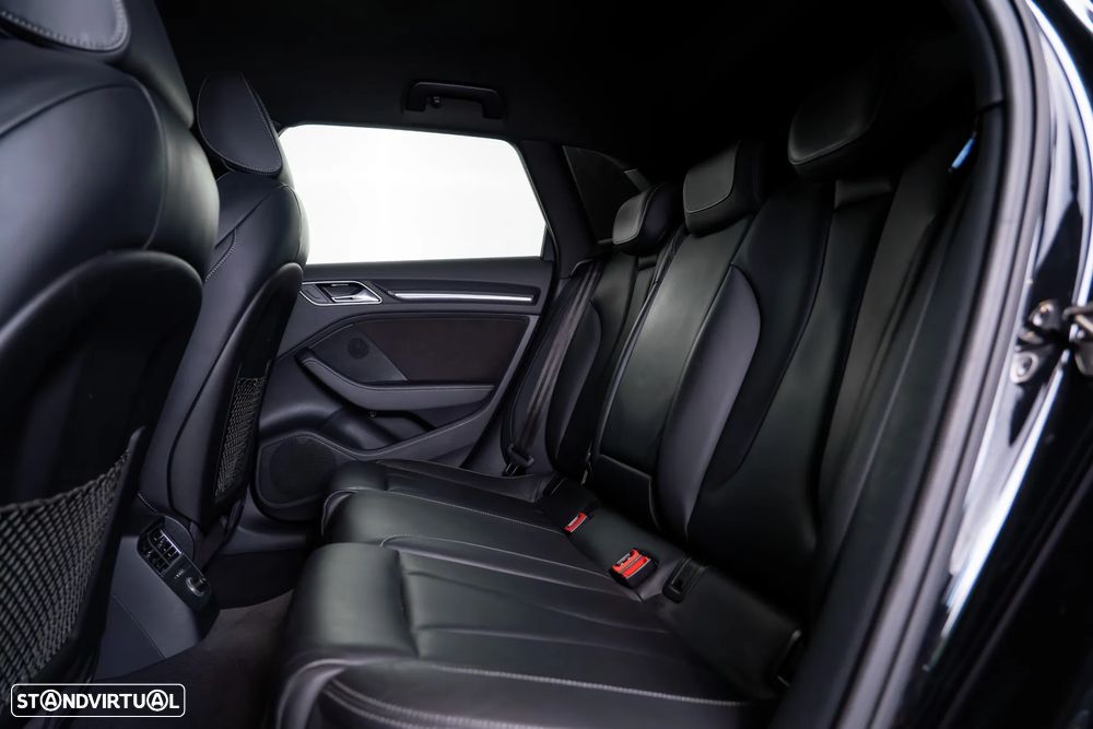 Audi RS3 Sportback 2.5 TFSI quattro S tronic - 28