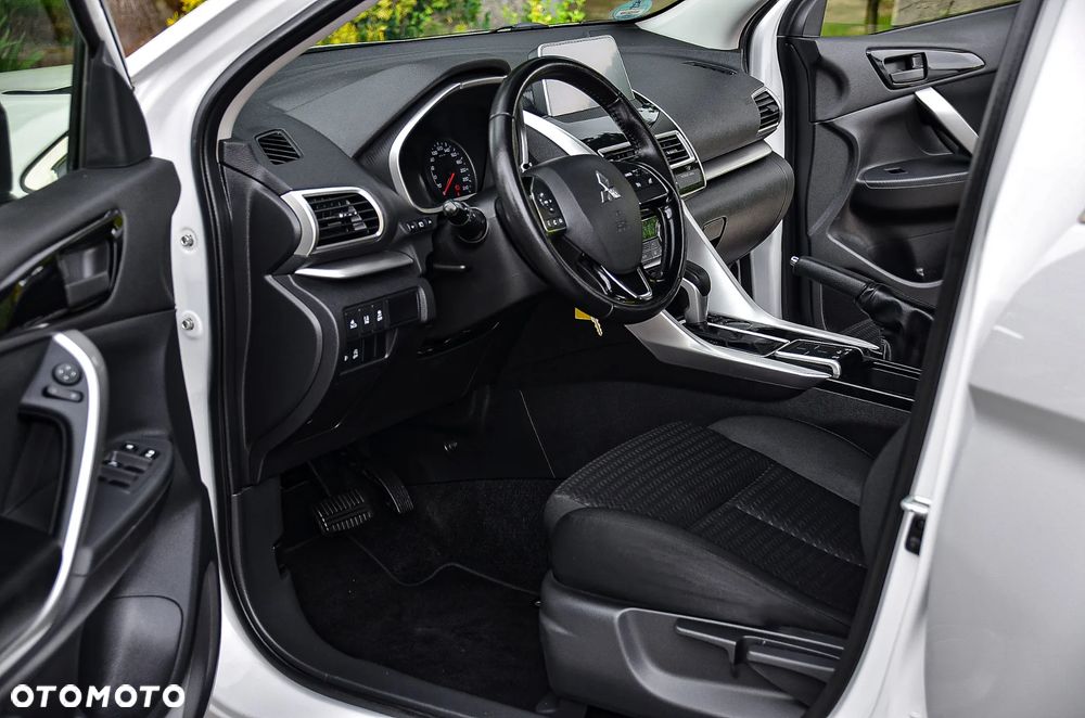 Mitsubishi Eclipse Cross 1.5 T-MIVEC (ClearTec) CVT 2WD Active+ - 28