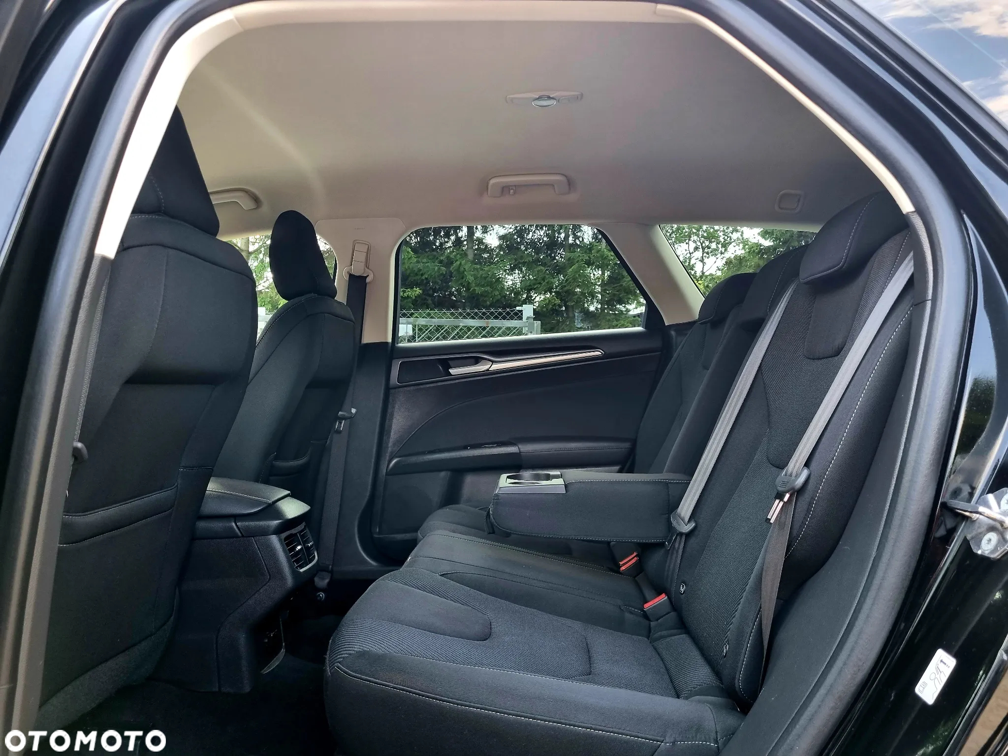 Ford Mondeo 2.0 TDCi Titanium PowerShift - 10