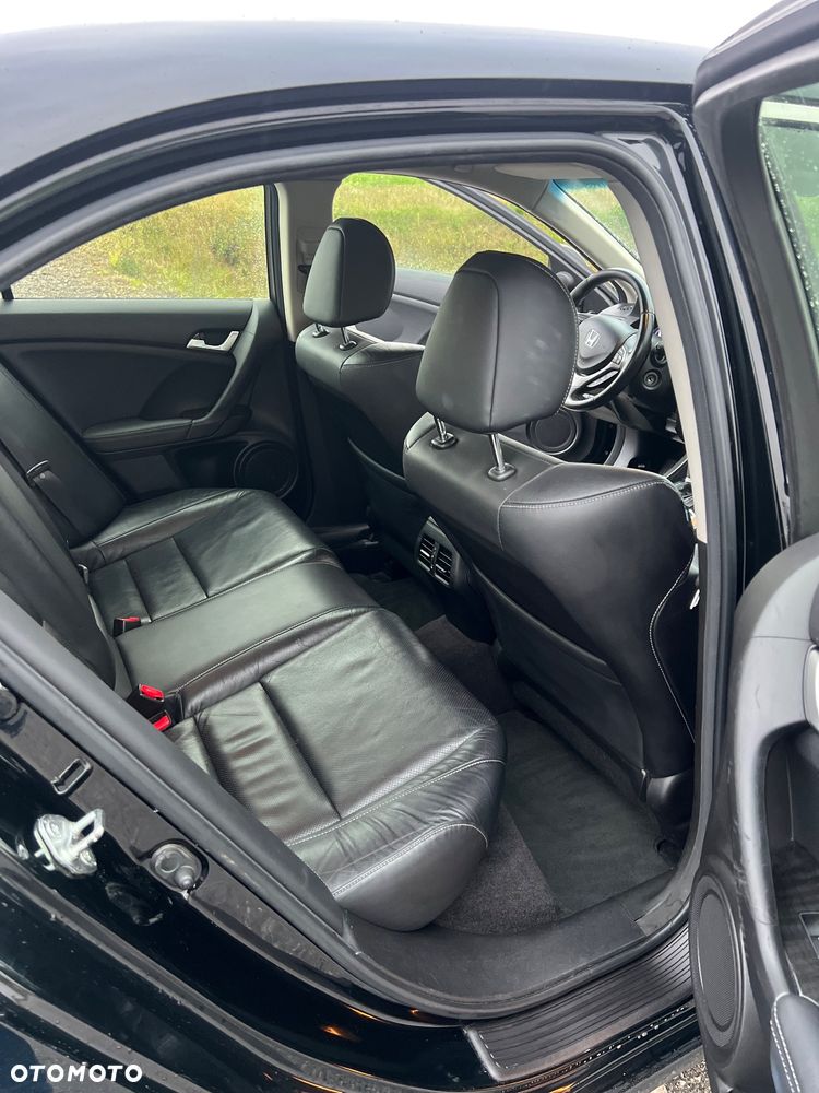 Honda Accord 2.4 Executive - 23
