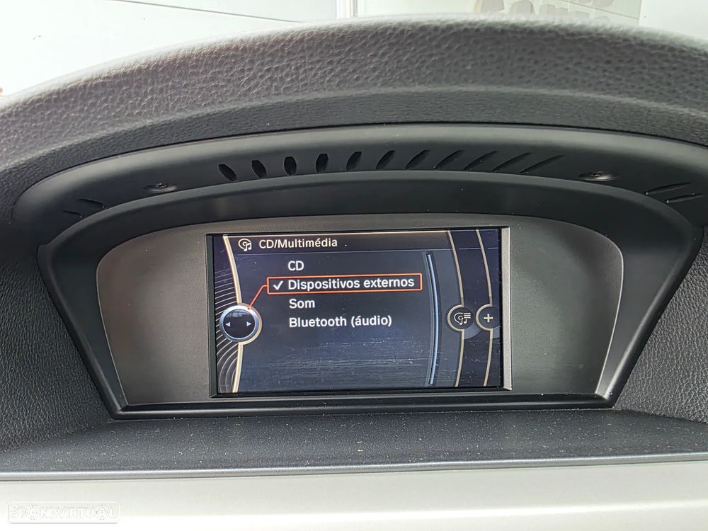 BMW 318 d Sport Line - 19