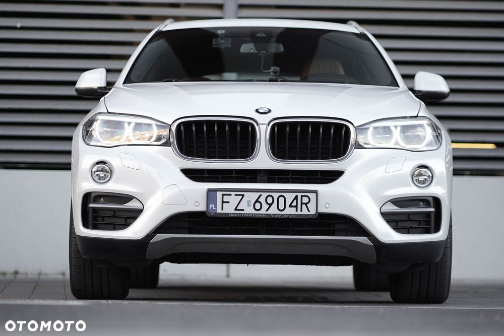 BMW X6 - 11