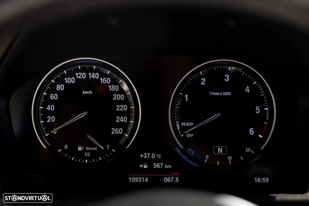BMW 216 Active Tourer d Line Luxury - 4