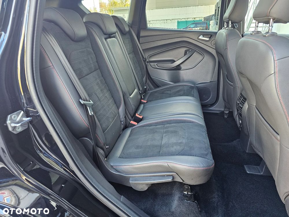Ford Kuga 2.0 TDCi AWD ST-Line Black - 18